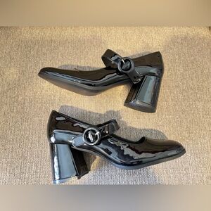 Dream Pairs Black Patent Dream Mary Jane Shoes